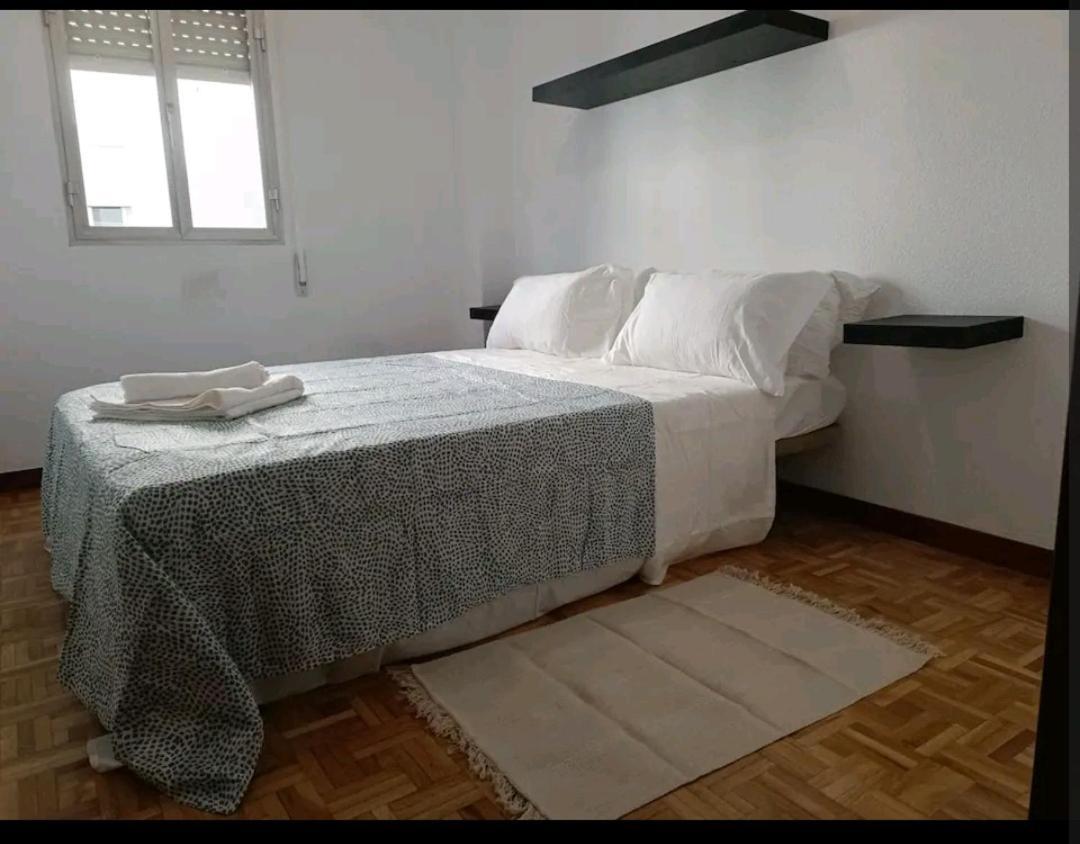 Luminosa Habitacion En Apartamento Compartido Madrid Exterior foto